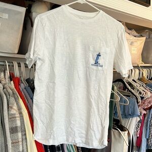 Vineyard vines sailboat tee